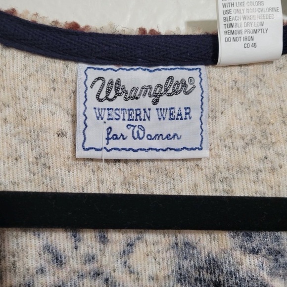 Vintage Wrangler Western Wear for Women Tribal Print Fleece Vest Cream
Size S - Picture 4 of 6